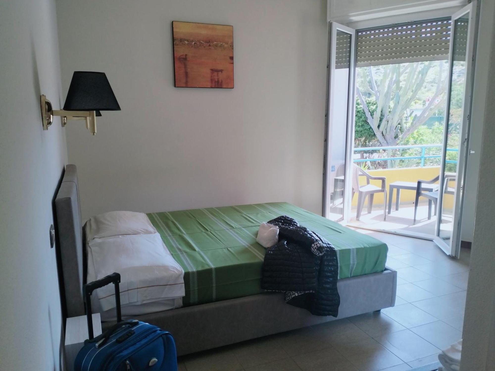Hotel Calamosca Cagliari Extérieur photo